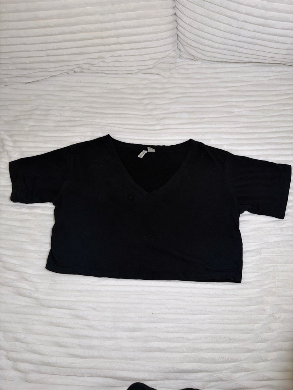 H&M Black V-Neck Crop Top